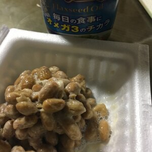 納豆にアマニ油